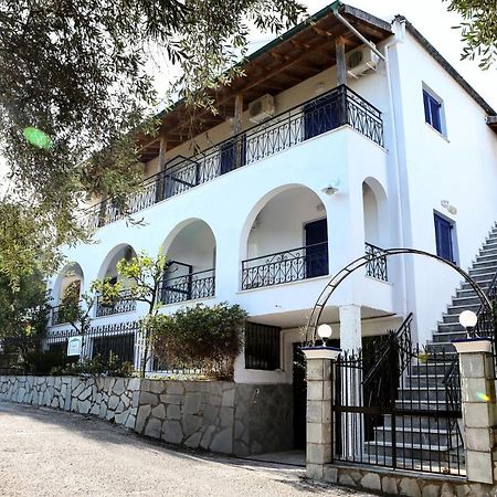 Athina Apartments Като-Коракиана Экстерьер фото